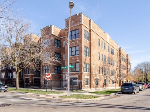 6853 S Ridgeland Avenue , Unit 402, Chicago, IL 60649