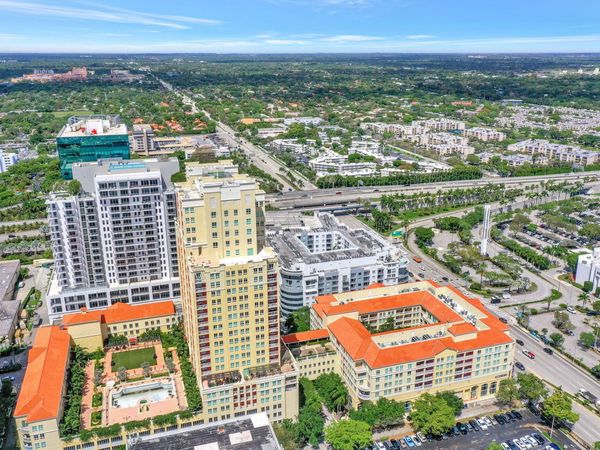 7350 SW 89th Street, Unit 2102s, Miami, FL 33156