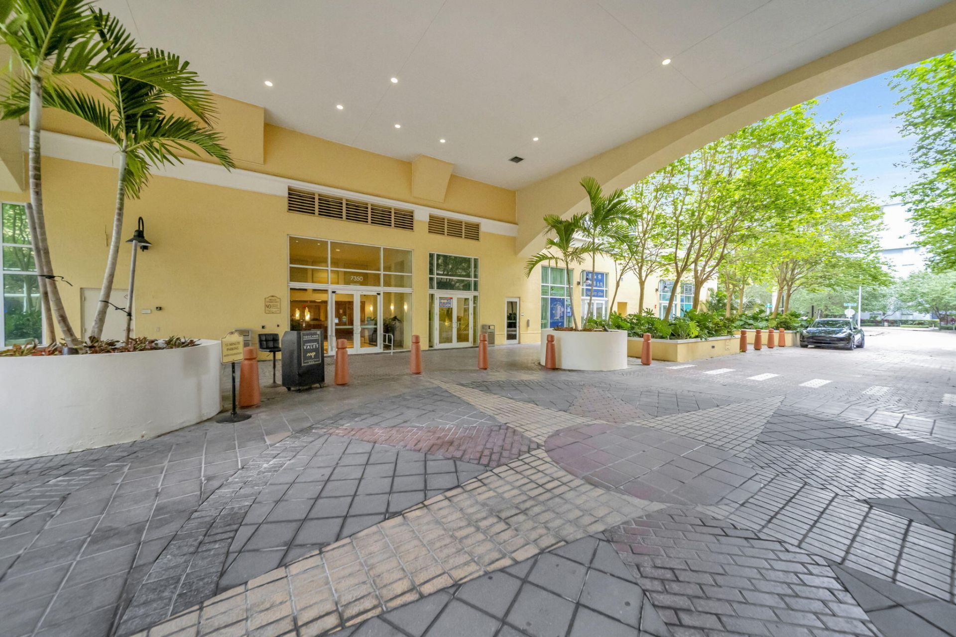 7350 SW 89th Street, Unit 2102s, Miami, FL 33156 Photo