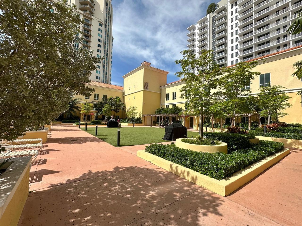 7350 SW 89th Street, Unit 2102s, Miami, FL 33156 Photo