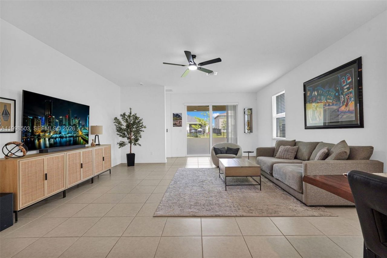 1368 Haywagon Trl, Loxahatchee, FL 33470 Photo