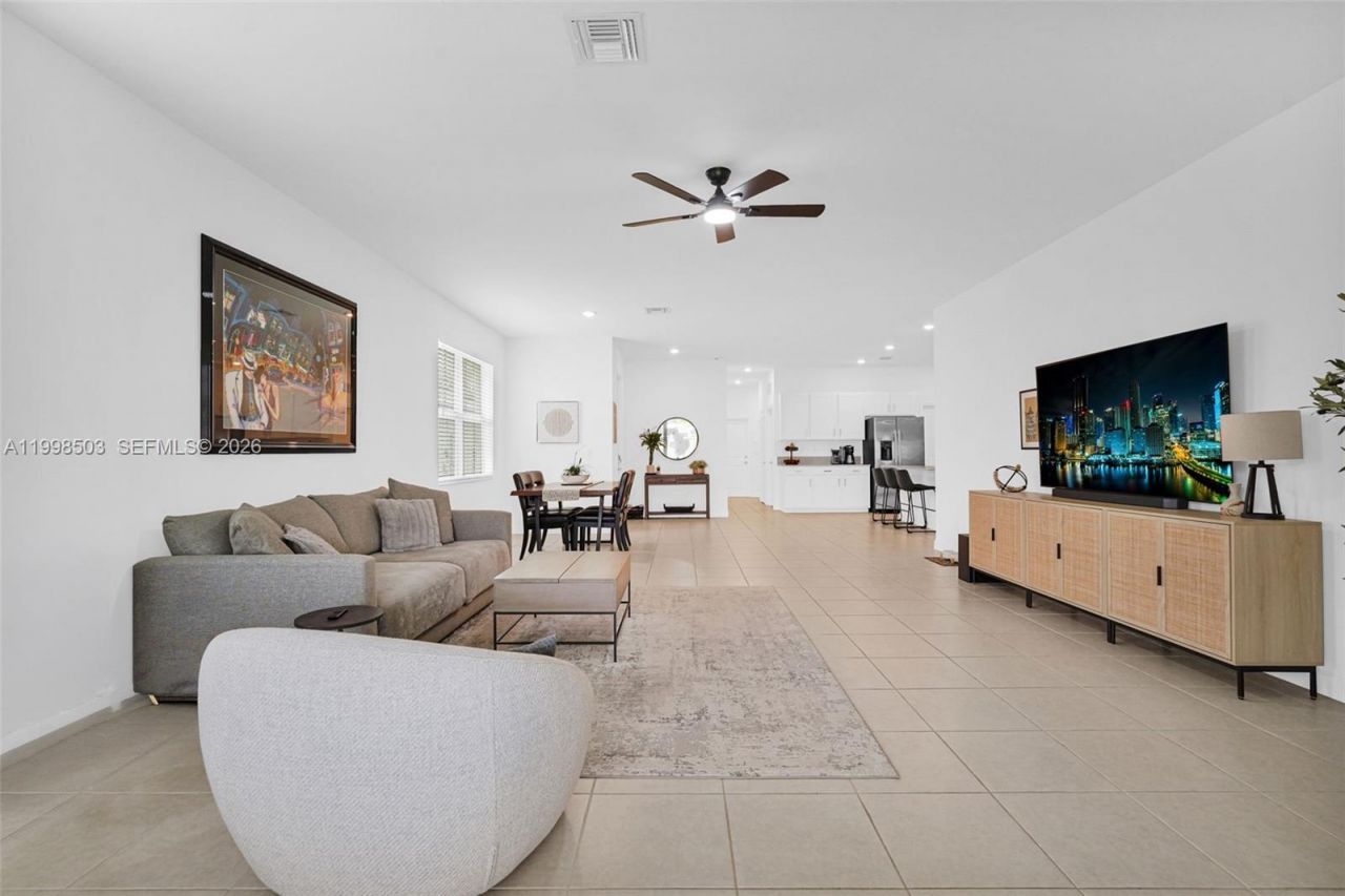 1368 Haywagon Trl, Loxahatchee, FL 33470 Photo