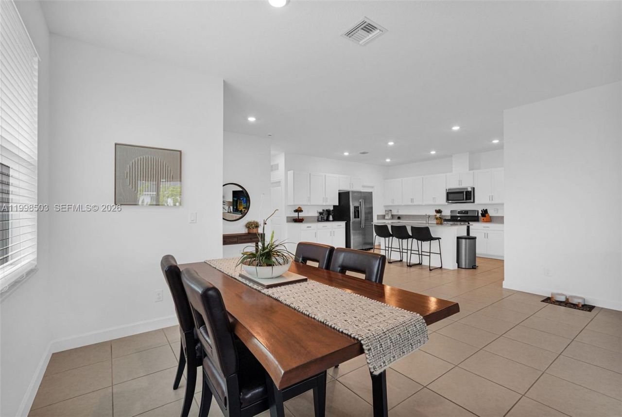 1368 Haywagon Trl, Loxahatchee, FL 33470 Photo