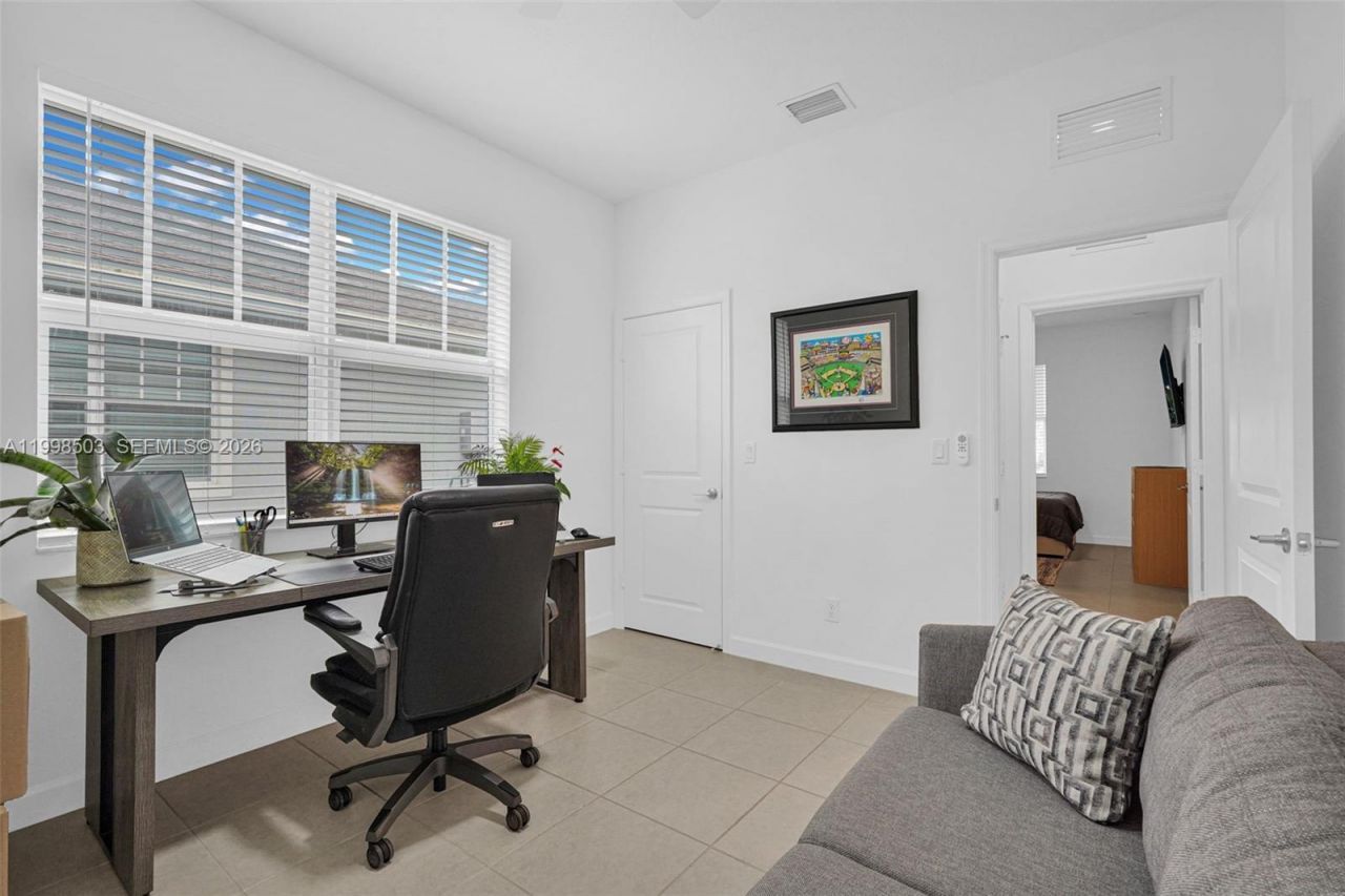 1368 Haywagon Trl, Loxahatchee, FL 33470 Photo