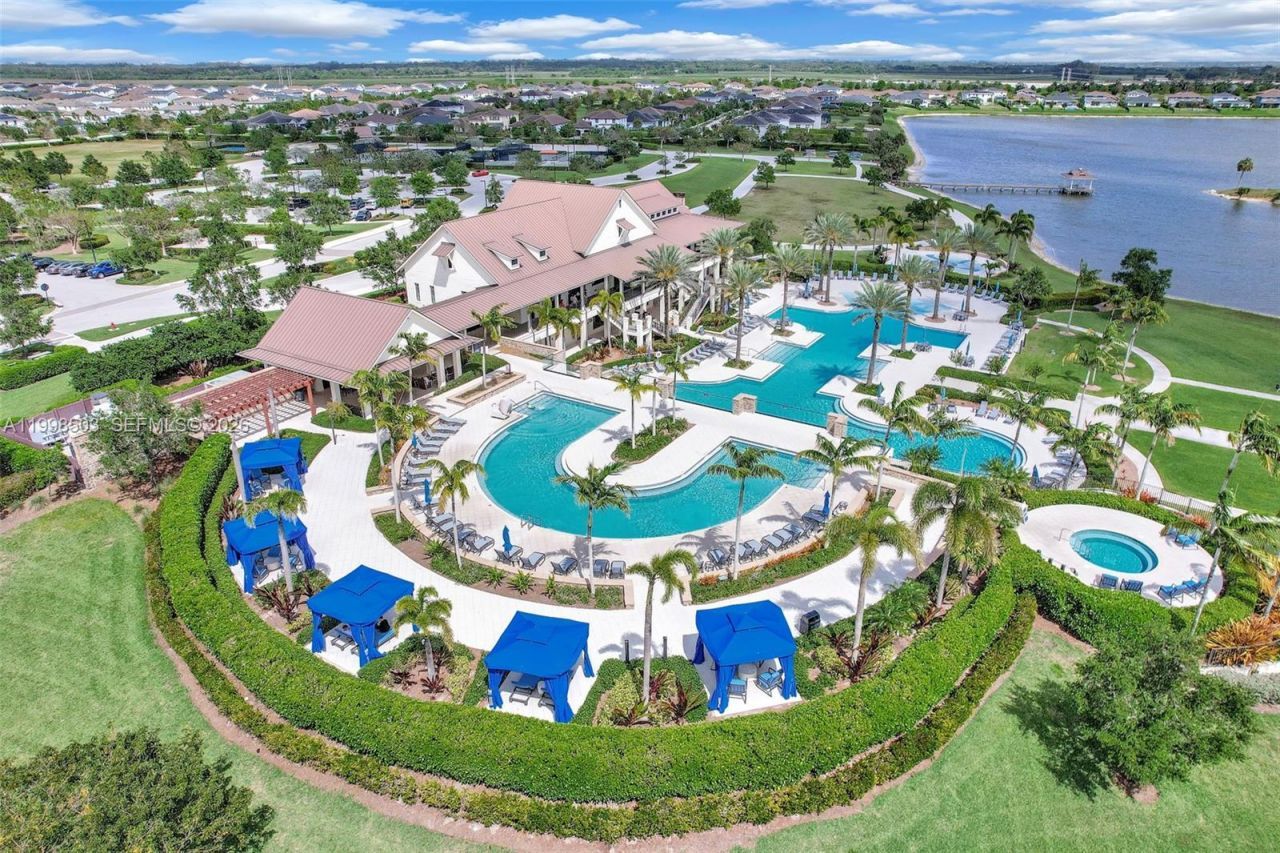 1368 Haywagon Trl, Loxahatchee, FL 33470 Photo