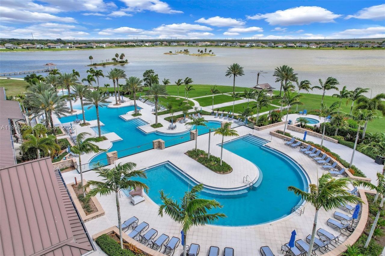 1368 Haywagon Trl, Loxahatchee, FL 33470 Photo