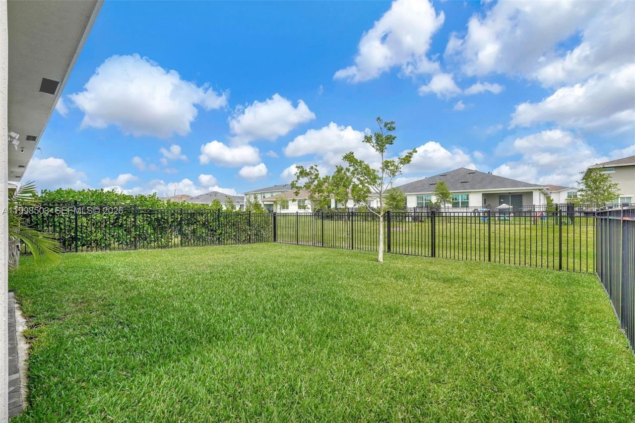 1368 Haywagon Trl, Loxahatchee, FL 33470 Photo