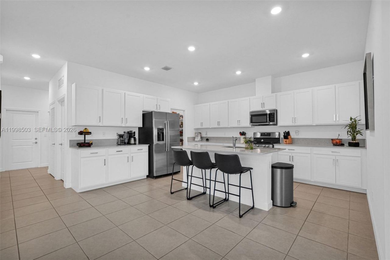 1368 Haywagon Trl, Loxahatchee, FL 33470 Photo