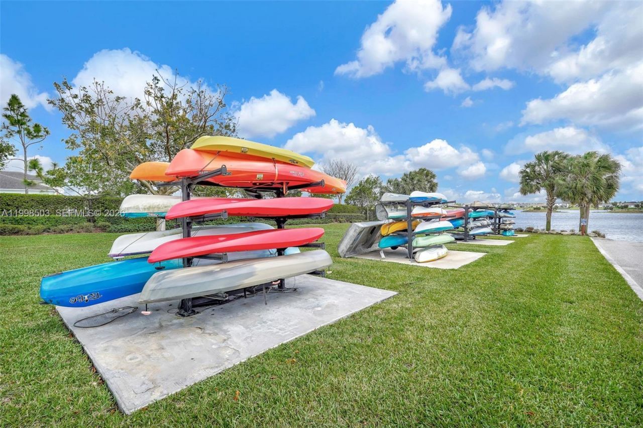 1368 Haywagon Trl, Loxahatchee, FL 33470 Photo