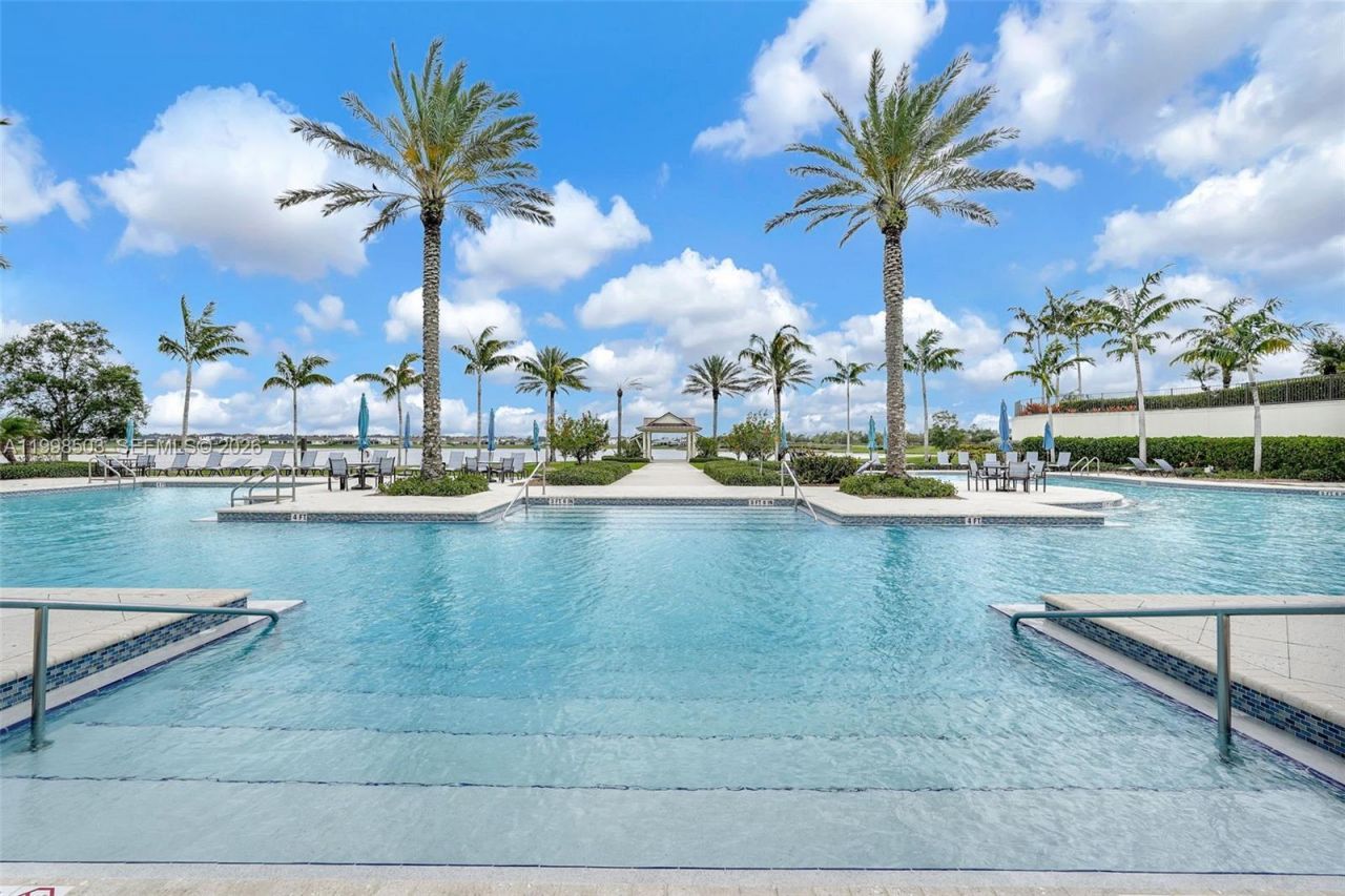 1368 Haywagon Trl, Loxahatchee, FL 33470 Photo