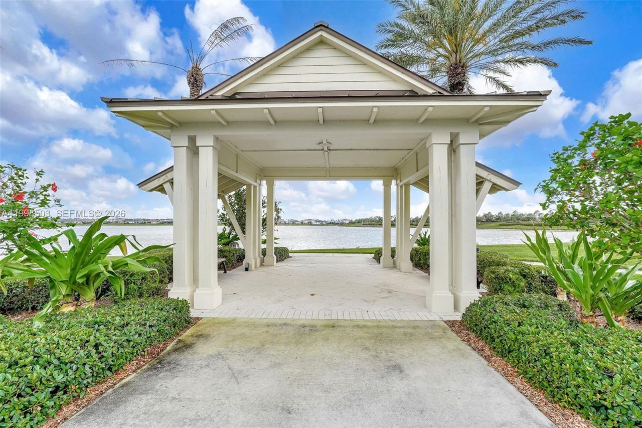 1368 Haywagon Trl, Loxahatchee, FL 33470 Photo