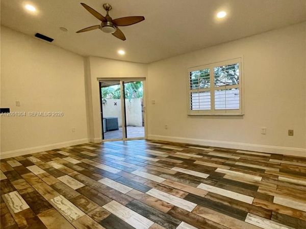 11288 SW 9th Ct, Pembroke Pines, FL 33025