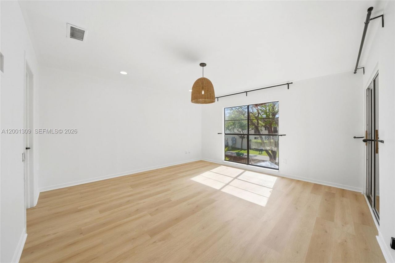 6704 SW 114th Pl, Unit F, Miami, FL 33173 Photo