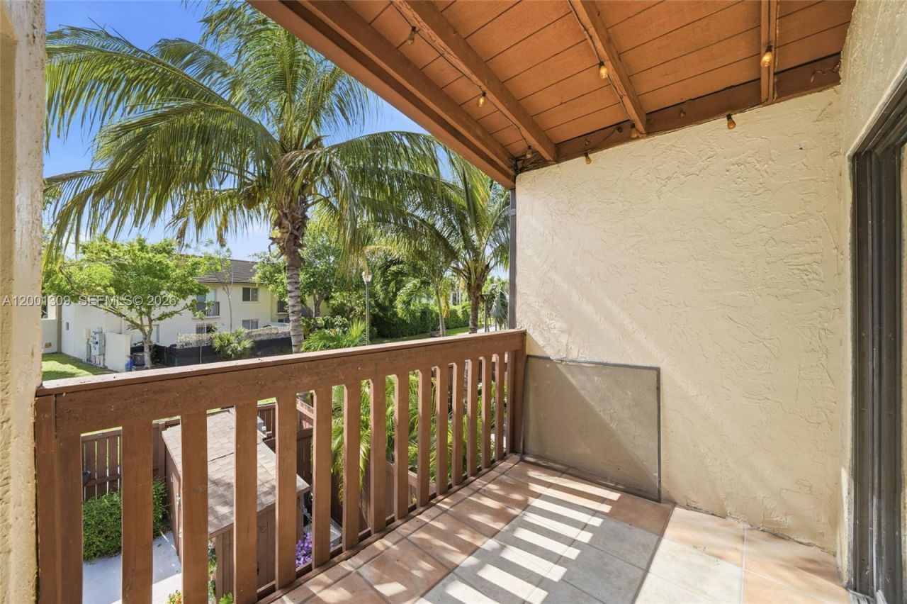 6704 SW 114th Pl, Unit F, Miami, FL 33173 Photo