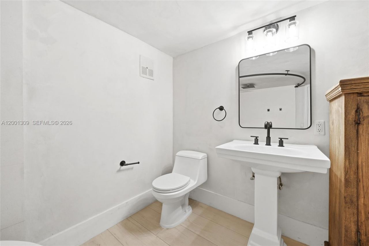 6704 SW 114th Pl, Unit F, Miami, FL 33173 Photo