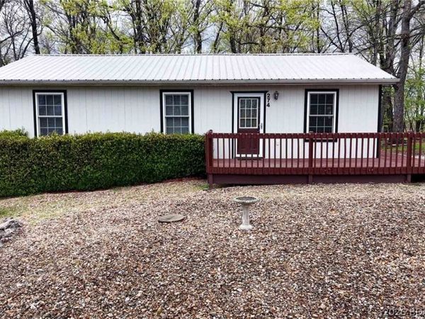 274 Storm Cove Drive, Linn Creek, MO 65052