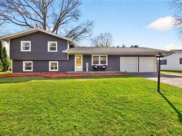 30 Stuyvesant Road, Pittsford, NY 14534