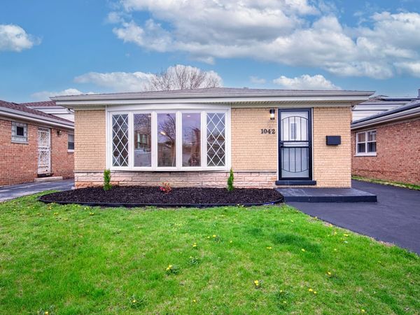 1042 W 109th Place , Chicago, IL 60643