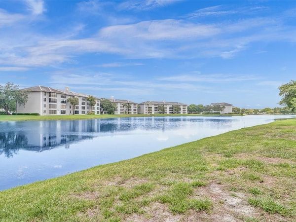 9440 Poinciana Place, Unit 101, Davie, FL 33324