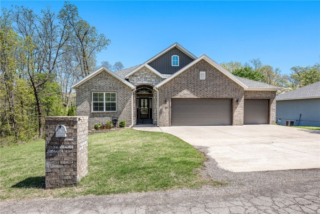 22 Langholm Lane, Bella Vista, AR 72715 Main Photo