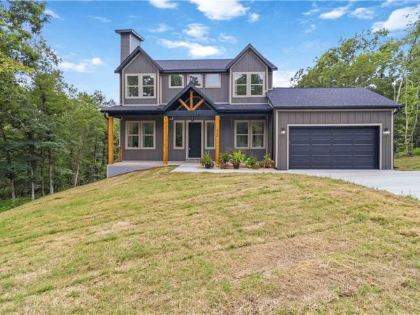 12 Arbroath Lane, Bella Vista, AR 72715