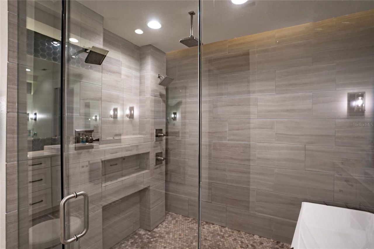 19101 Magnolia Farms Lane, Odessa, FL 33556 Photo