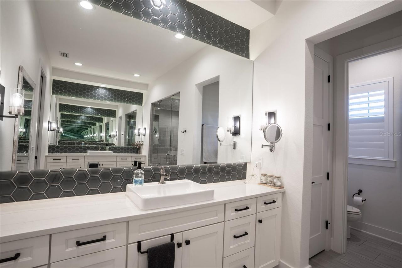 19101 Magnolia Farms Lane, Odessa, FL 33556 Photo