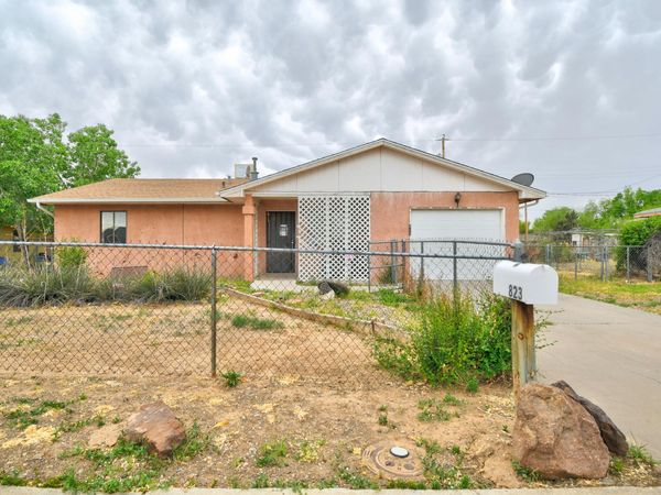 823 La Luz Drive, Belen, NM 87002