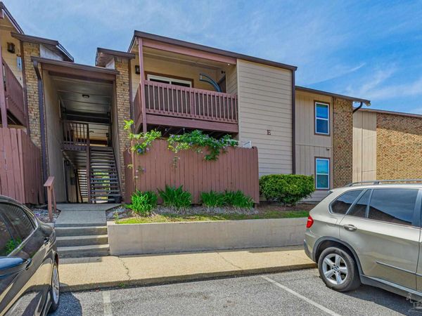 2303 W Michigan Ave, Unit E-8, Pensacola, FL 32526