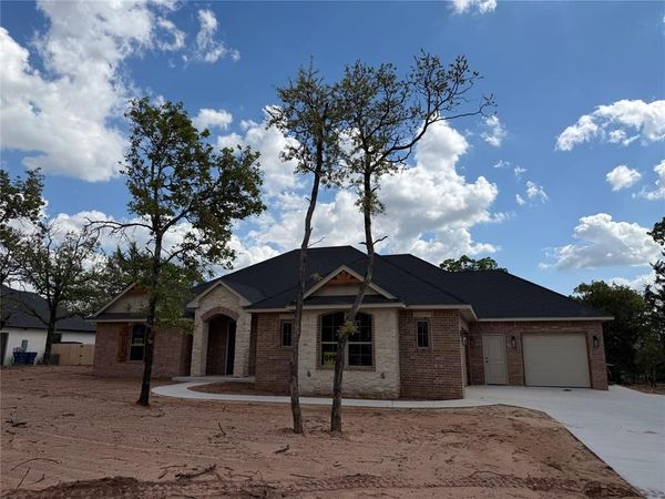 8141 Longbow Drive, Arcadia, OK 73007