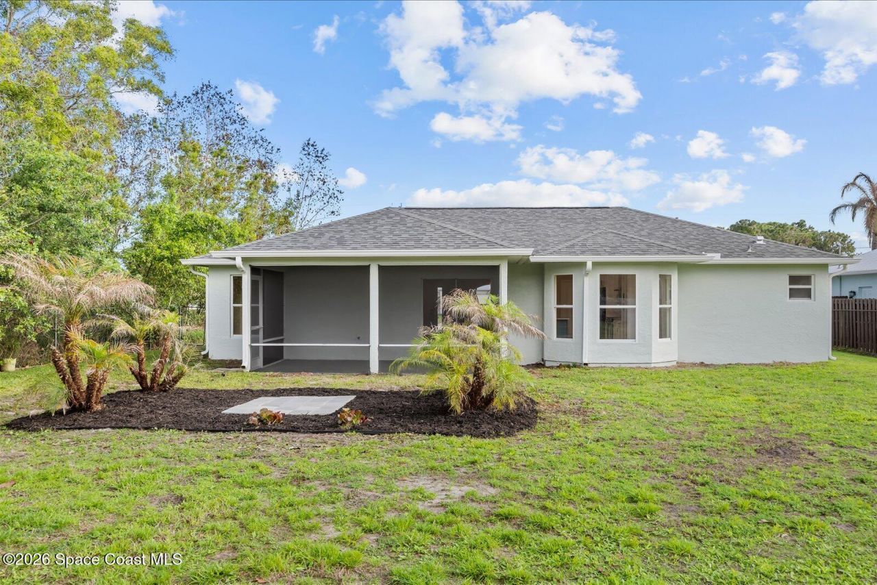 5868 NW Hann Drive, Port Saint Lucie, FL 34986 Photo