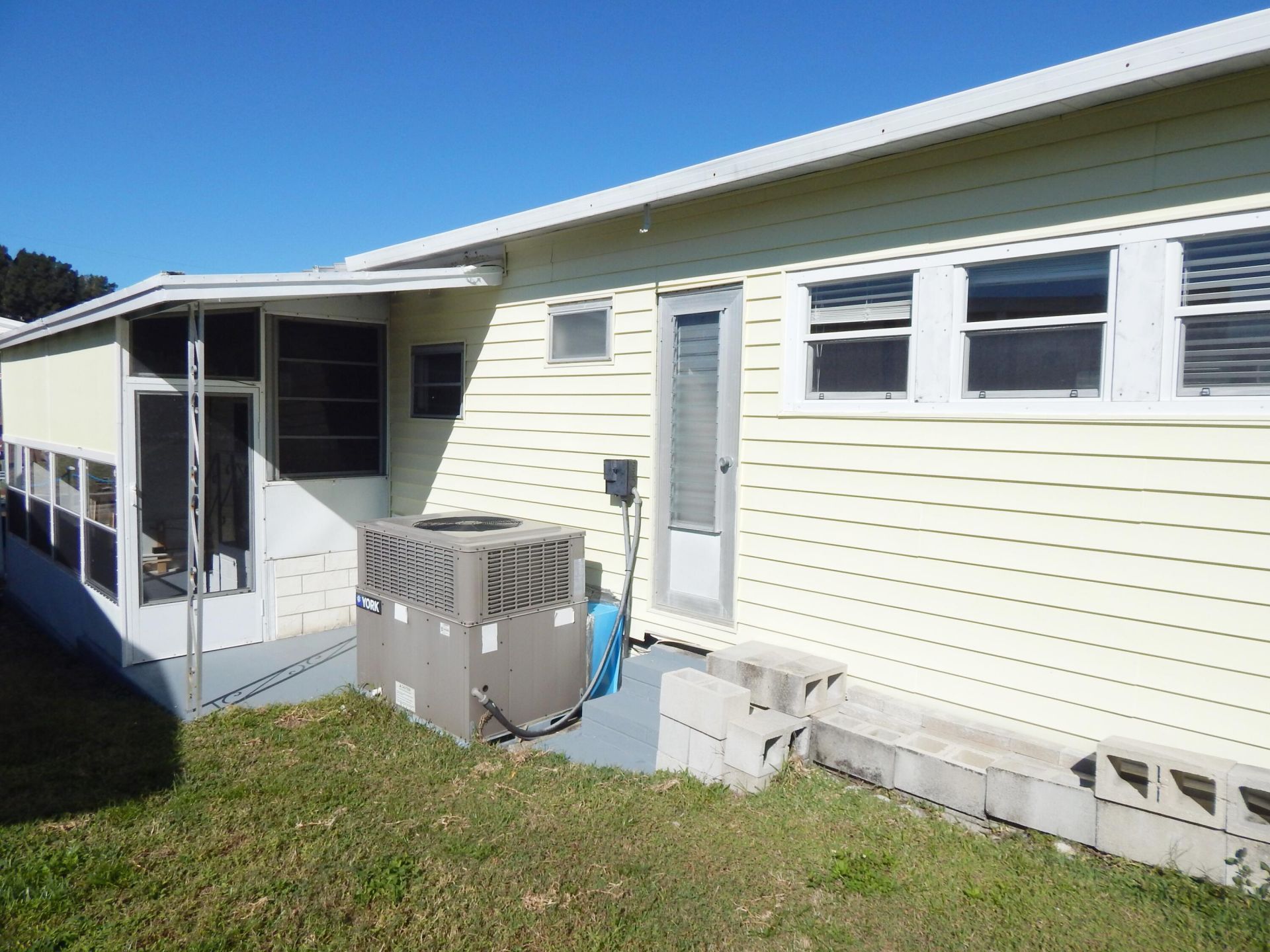 1284 Turkey Creek Drive Ne, Palm Bay, FL 32905 Photo