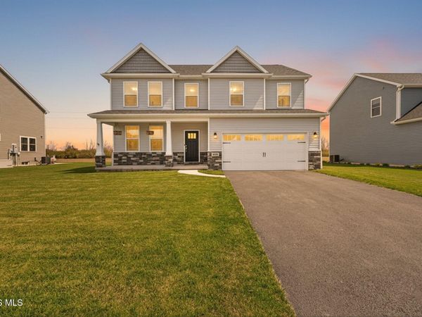 5148 Rock Creek Drive, Sylvania, OH 43560