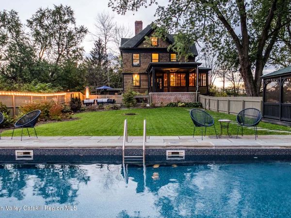 4174 Route 9w, Saugerties, NY 12477