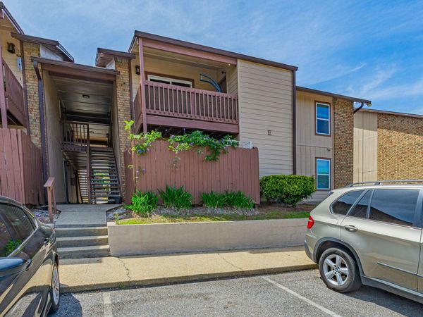 2303 W Michigan Avenue, Unit E-8, Pensacola, FL 32526