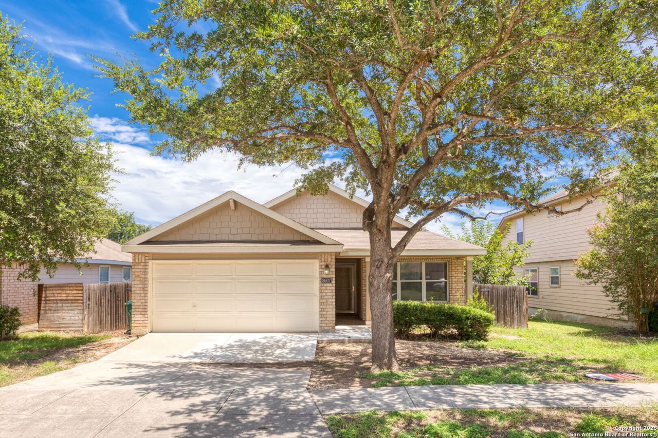 8607 Cheyenne Blf, Converse, TX 78109 Main Photo
