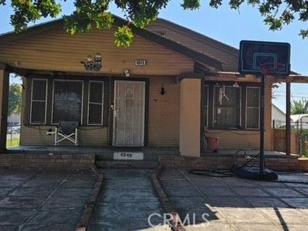 4648 E Iowa, Fresno, CA 93702