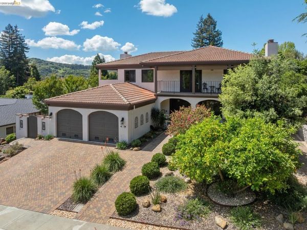 15 Dias Ct, El Sobrante, CA 94803