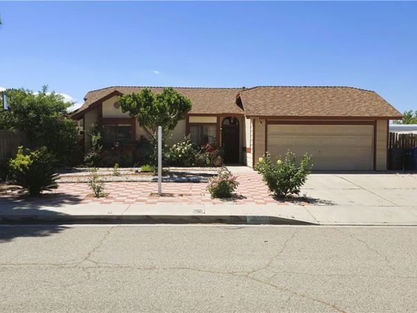 38053 Pinion Court, Palmdale, CA 93552