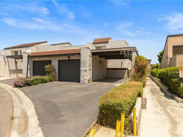 1693 S Heritage Circle, Anaheim, CA 92804