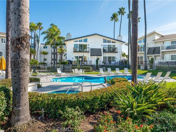 16255 Pacific, Unit 106, Huntington Beach, CA 92649