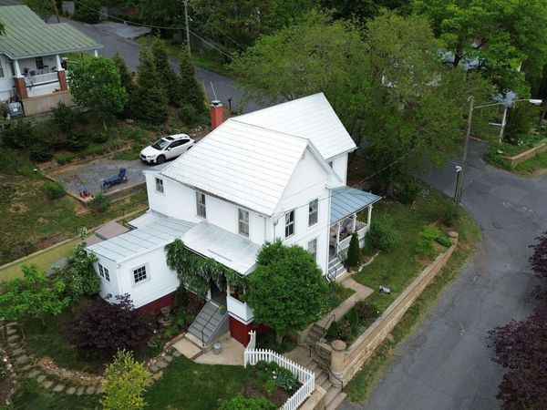 241 CHURCHVILLE AVE , Staunton, VA 24401