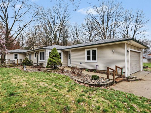 10543 Wildwood Circle, Richland, MI 49083