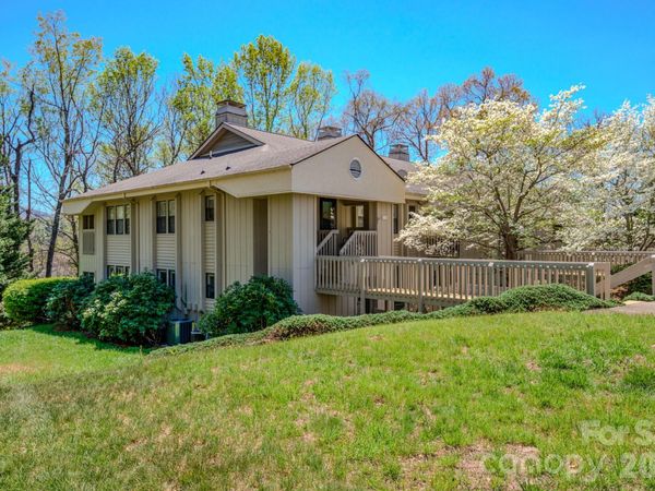 901 Abbey Circle , Asheville, NC 28805