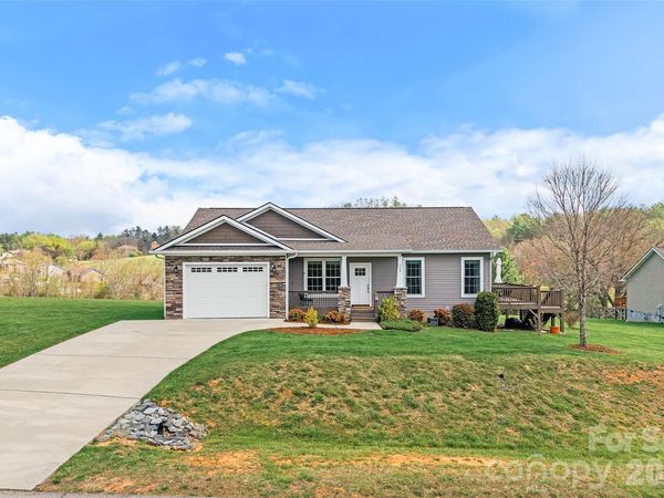 223 River Breeze Lane, Etowah, NC 28729