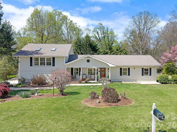 6 Mulberry Drive, Arden, NC 28704