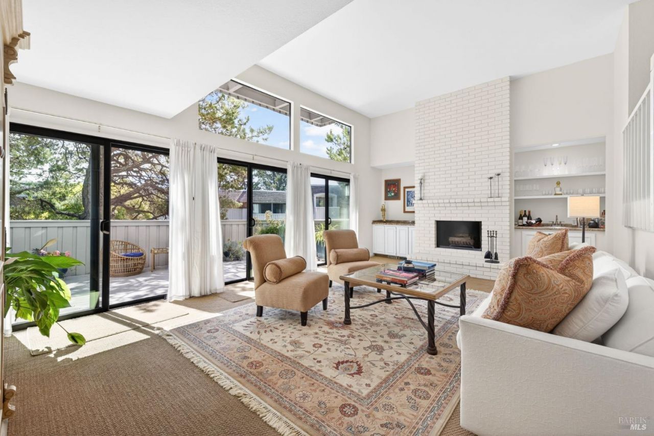 37 Greenside Way, San Rafael, CA 94901 Main Photo