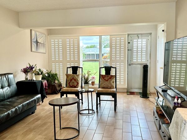 1551 NW 20th Avenue, Unit 102, Delray Beach, FL 33445