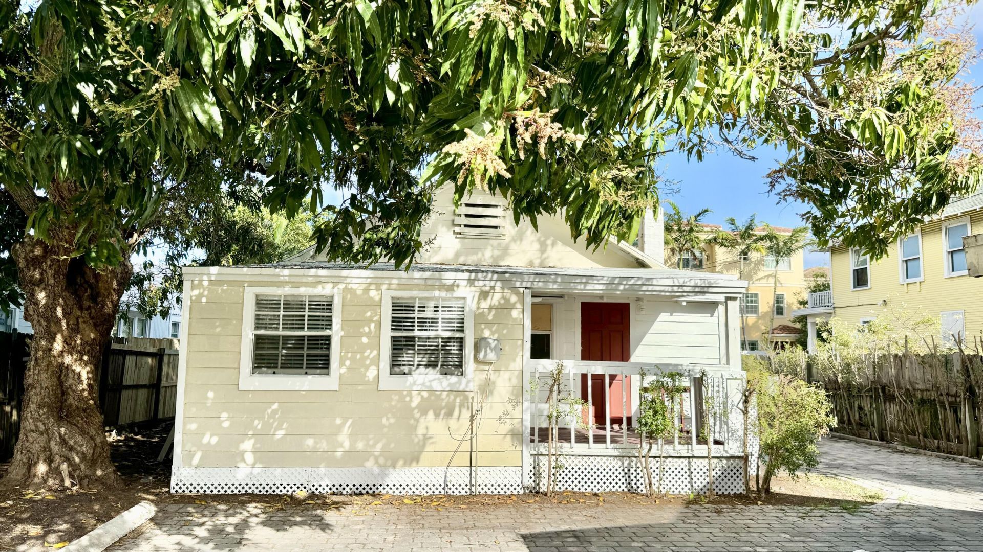 205 S Federal Highway, Lake Worth Beach, FL 33460 Photo