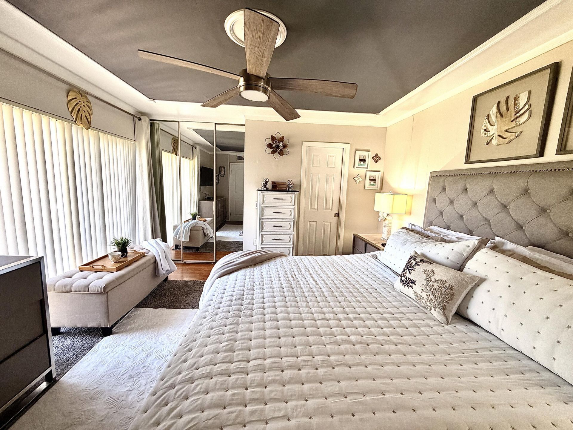 812 8th Way, West Palm Beach, FL 33407 Photo